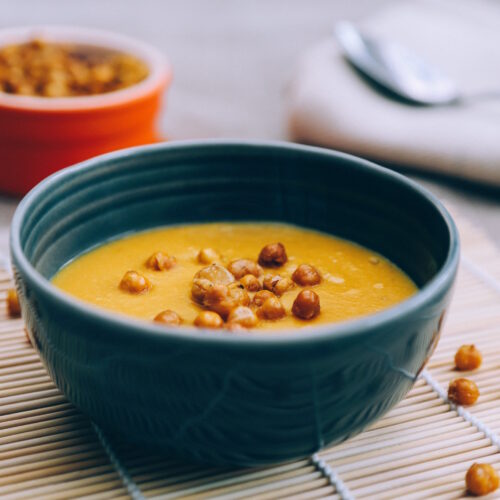 Supa crema de naut cu crutoane