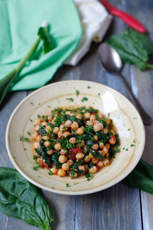 Spanac cu naut si ciuperci Pleurotus cu mamaliguta Provencal