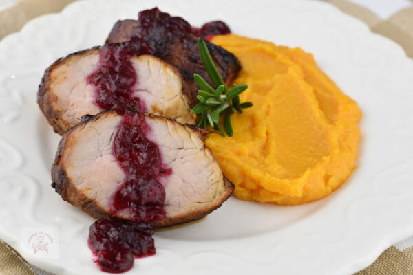 Carne de porc la cuptor cu piure de linte roșie și usturoi