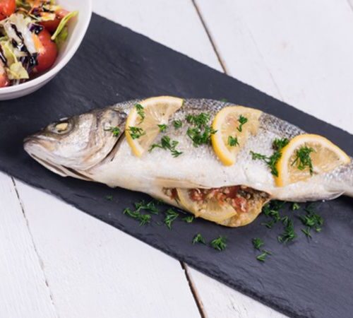 Biban de mare  la cuptor cu quinoa și sparanghel