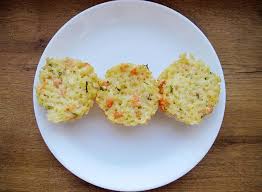 Briose din paste paste spelta , somon si parmezan