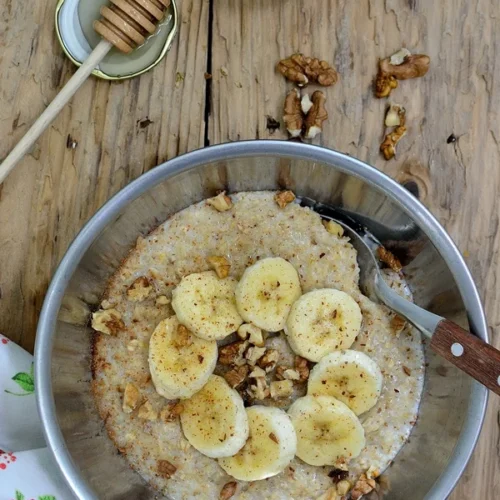 Porridge  de hrișcă cu lapte și nuci