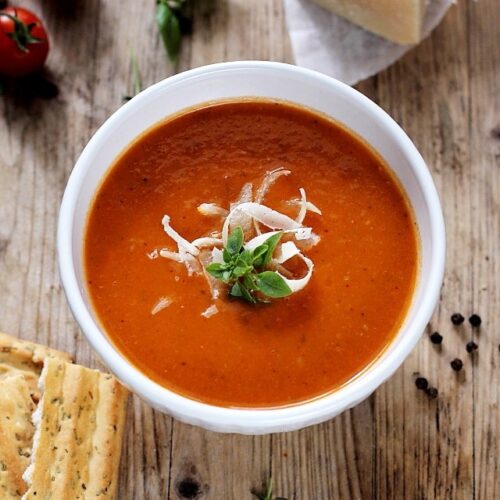 Supa crema de rosii cu carne si parmezan