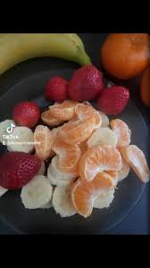 Mandarine și capsuni